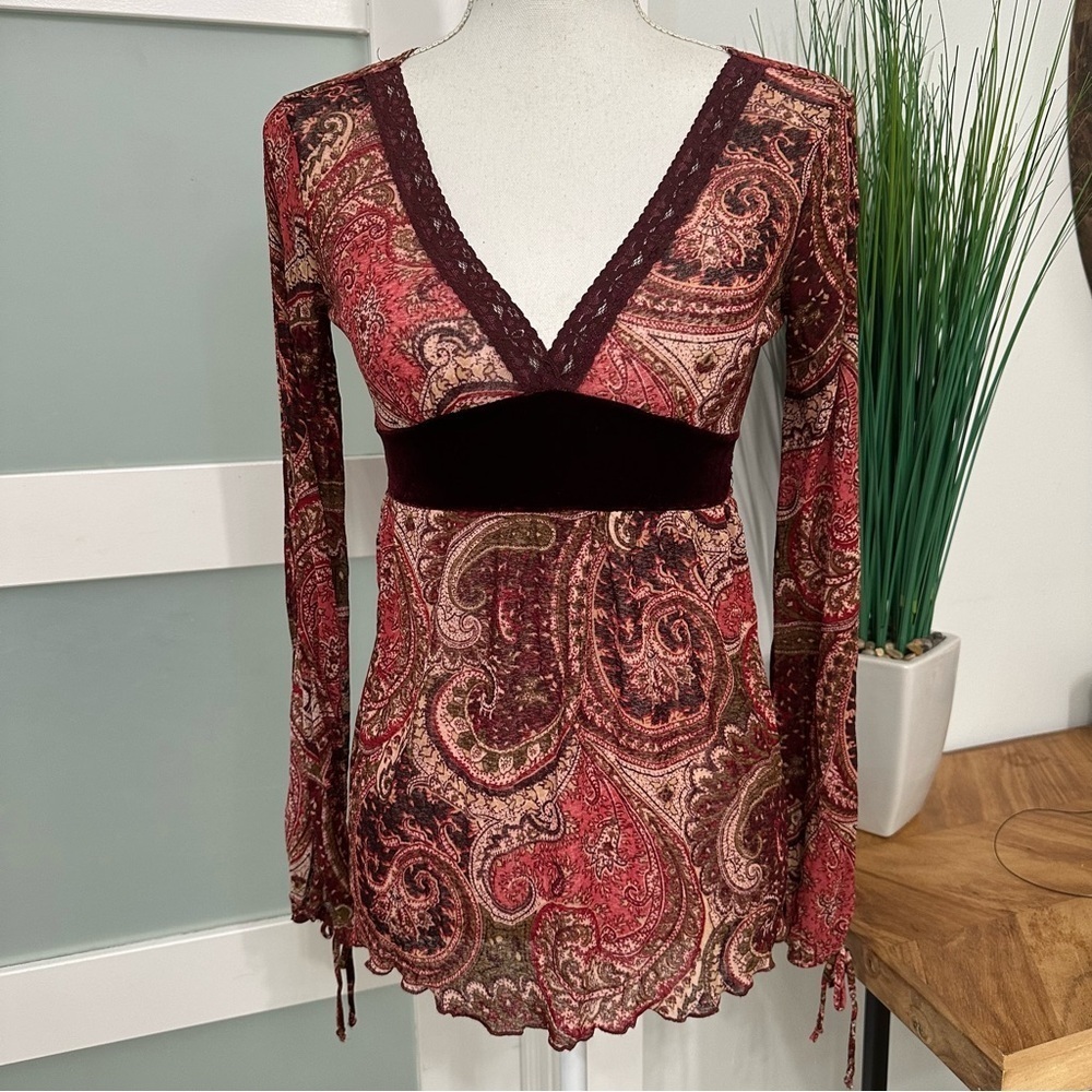 Paisley V-Neck Long Sleeve Top - Burgundy